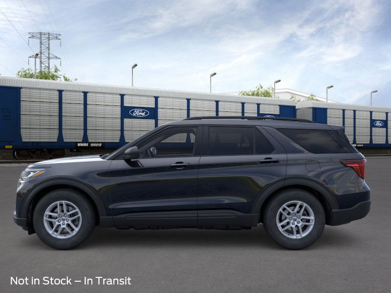 2026 Ford Explorer photo 2