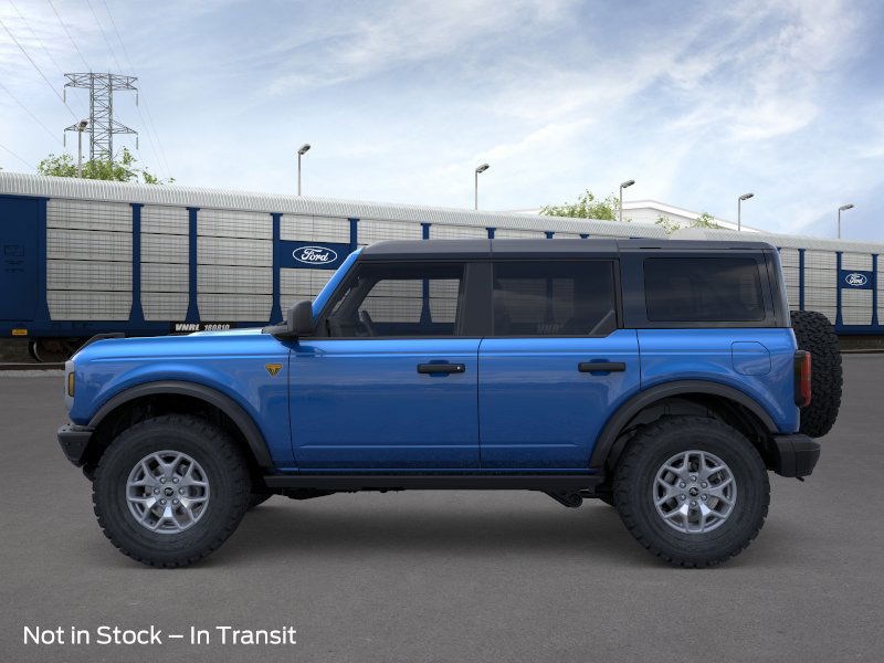 2025 Ford Bronco Badlands photo 3