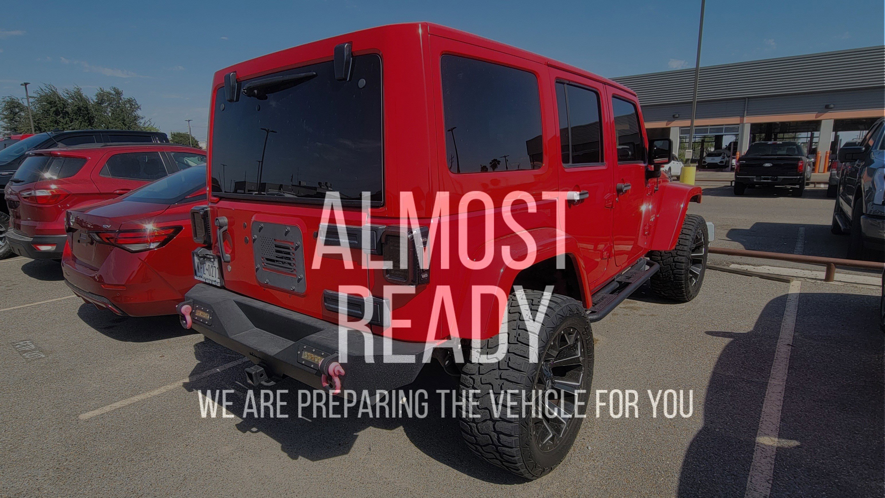 2017 Jeep Wrangler Unlimited Sahara photo 2