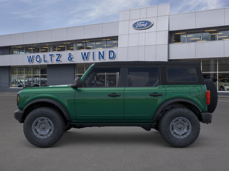 2025 Ford Bronco Base photo 2
