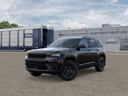 2025 Jeep Grand Cherokee Laredo