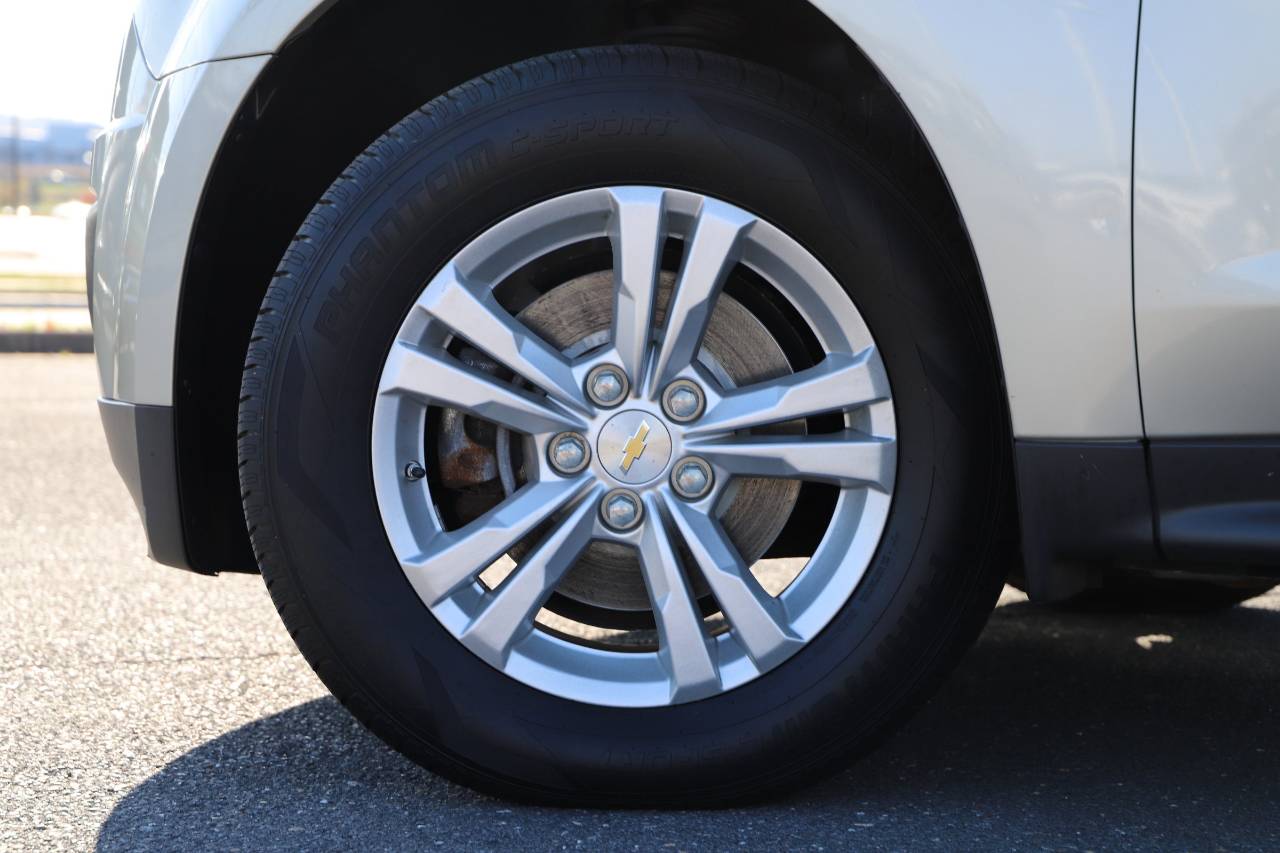 Used 2015 Chevrolet Equinox 1LT with VIN 2GNFLFEK1F6162581 for sale in Harrisonburg, VA