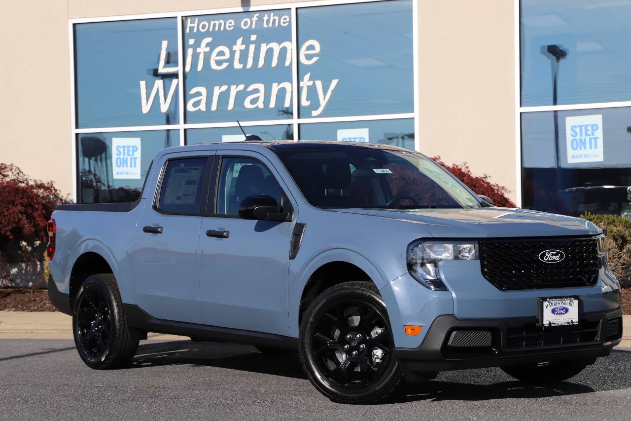 2025 Ford Maverick XLT's photo