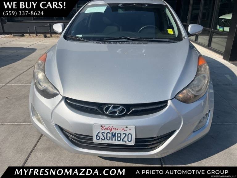 2005 Dodge Magnum SE