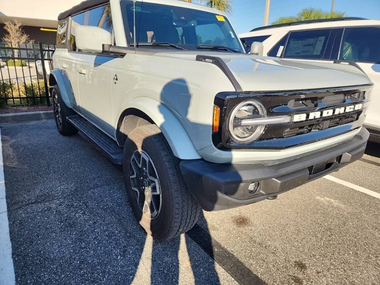 2023 Ford Bronco Outer Banks