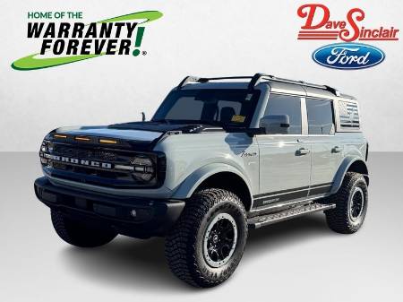 2023 Ford Bronco Base