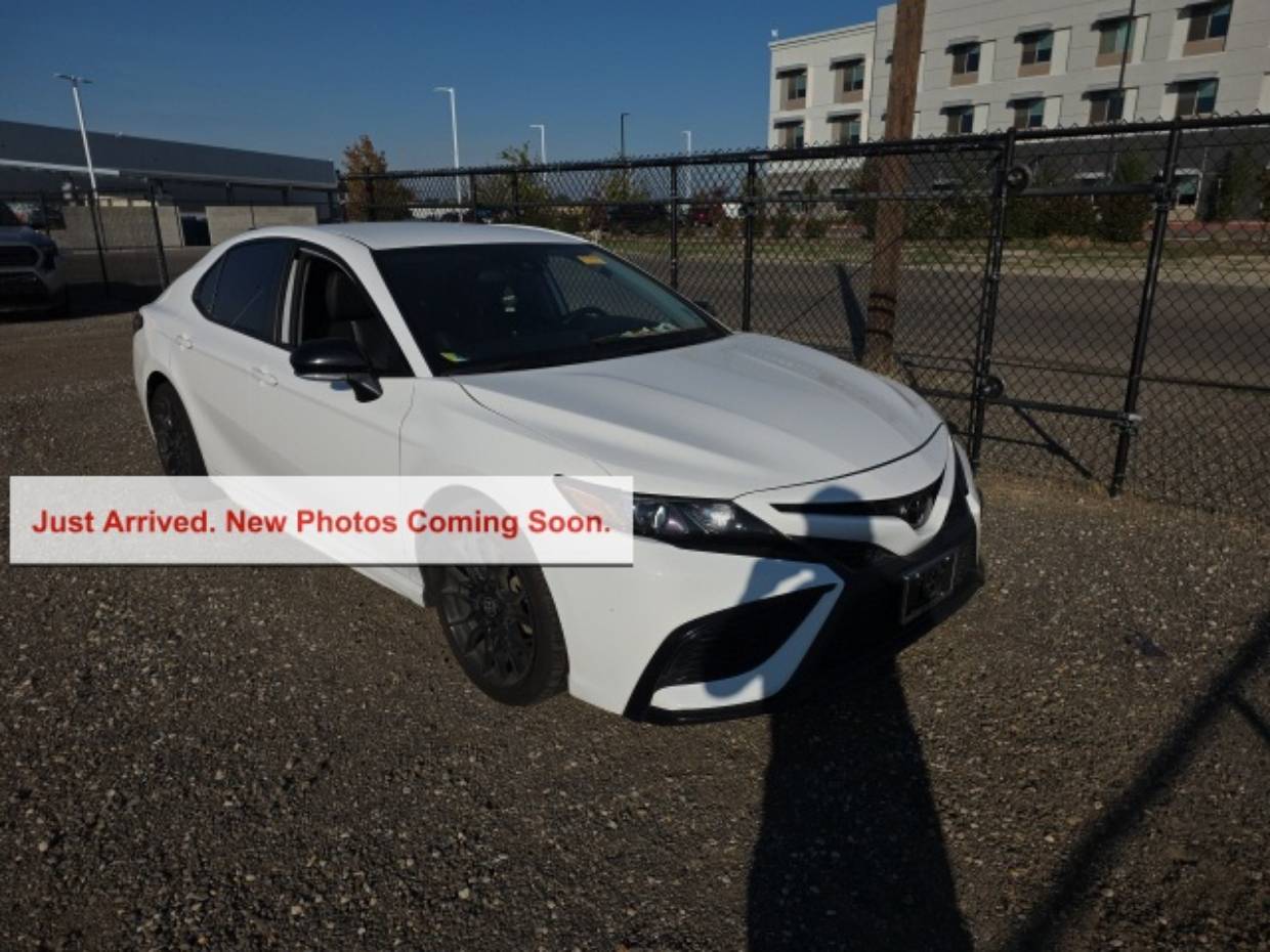 2024 Toyota Camry SE Nightshade