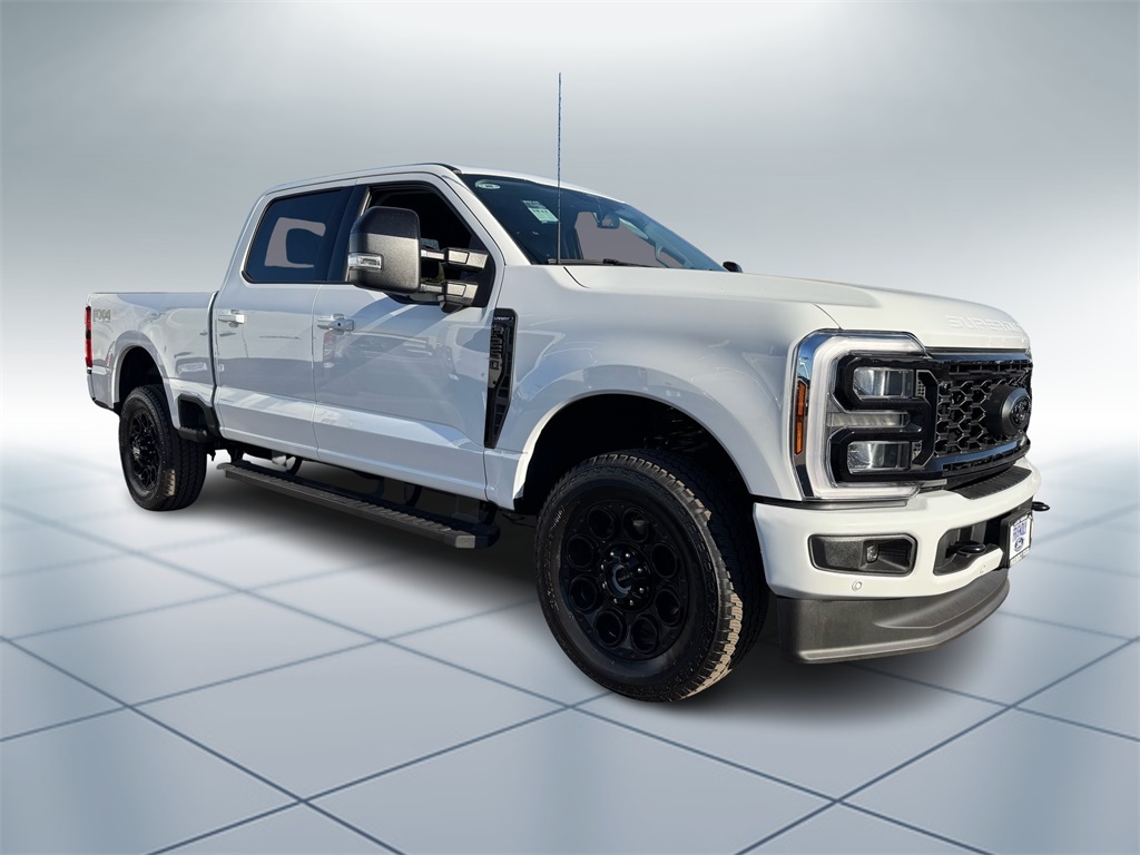 2026 Ford F-250 Lariat photo 2