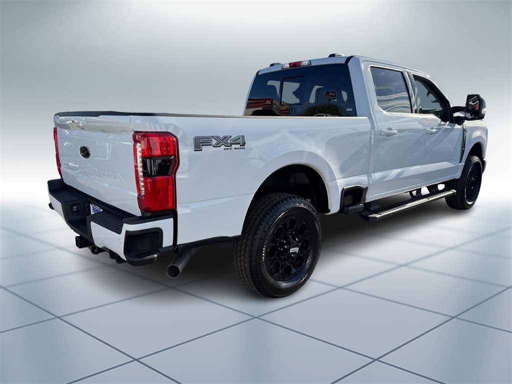 2026 Ford F-250 Lariat photo 3