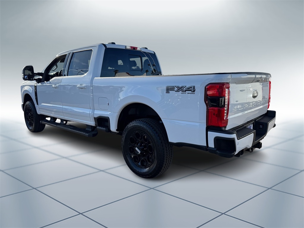 2026 Ford F-250 Lariat photo 4