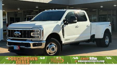 2025 Ford Super Duty F-350 DRW LARIAT