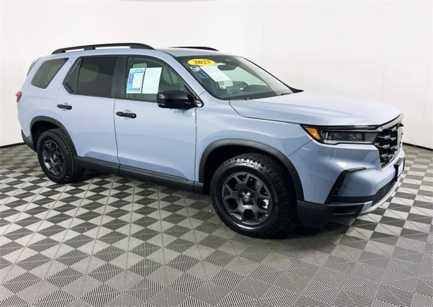 2025 Honda Pilot TrailSport's photo