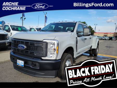 2026 Ford Super Duty F-350 DRW XL