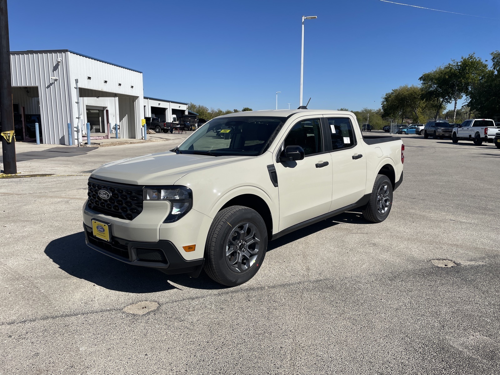 2025 Ford Maverick XLT's photo