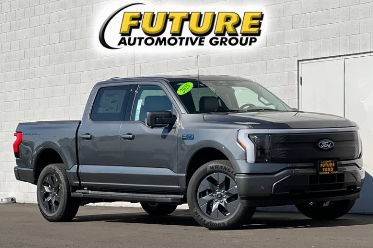 2025 Ford F-150 Lightning Flash
