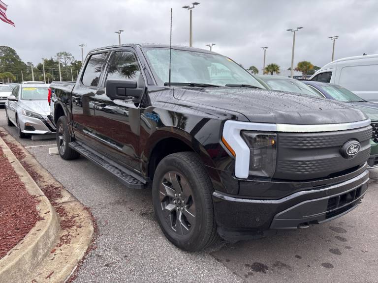 2024 Ford F-150 Lightning Flash