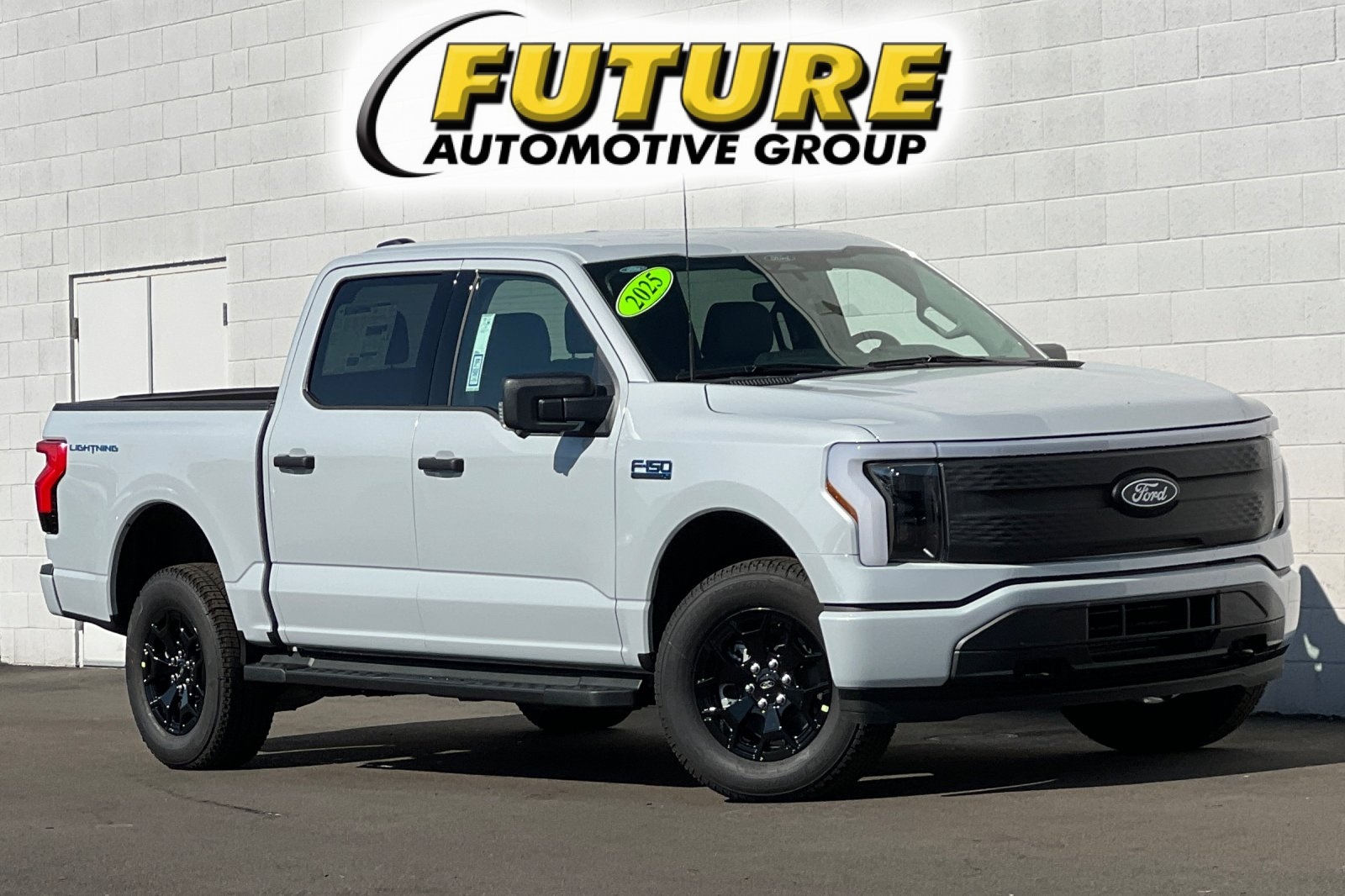 2025 Ford F-150 Lightning XLT
