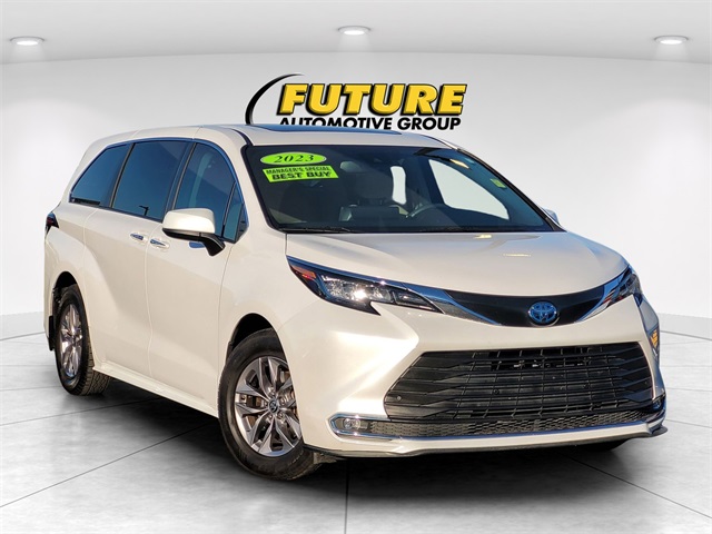 2023 Toyota Sienna XLE