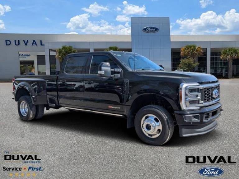 2025 Ford Super Duty F-350 DRW Platinum