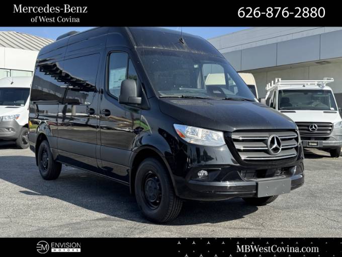 2025 Mercedes-Benz Sprinter 2500 Passenger 144 WB