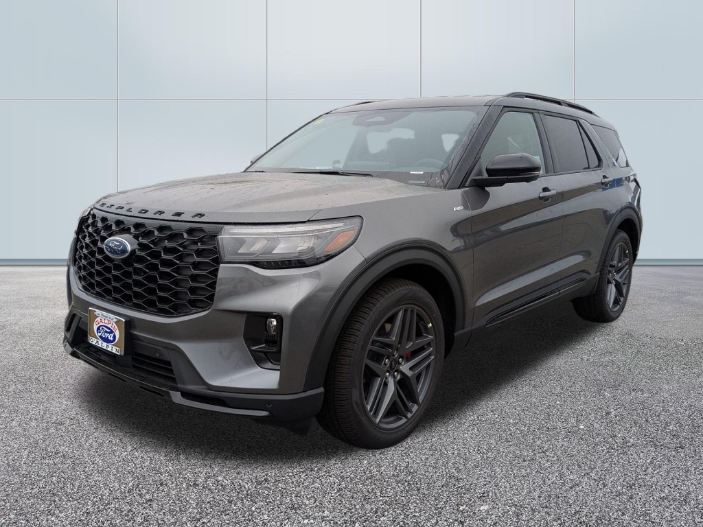 2025 Ford Explorer ST Line