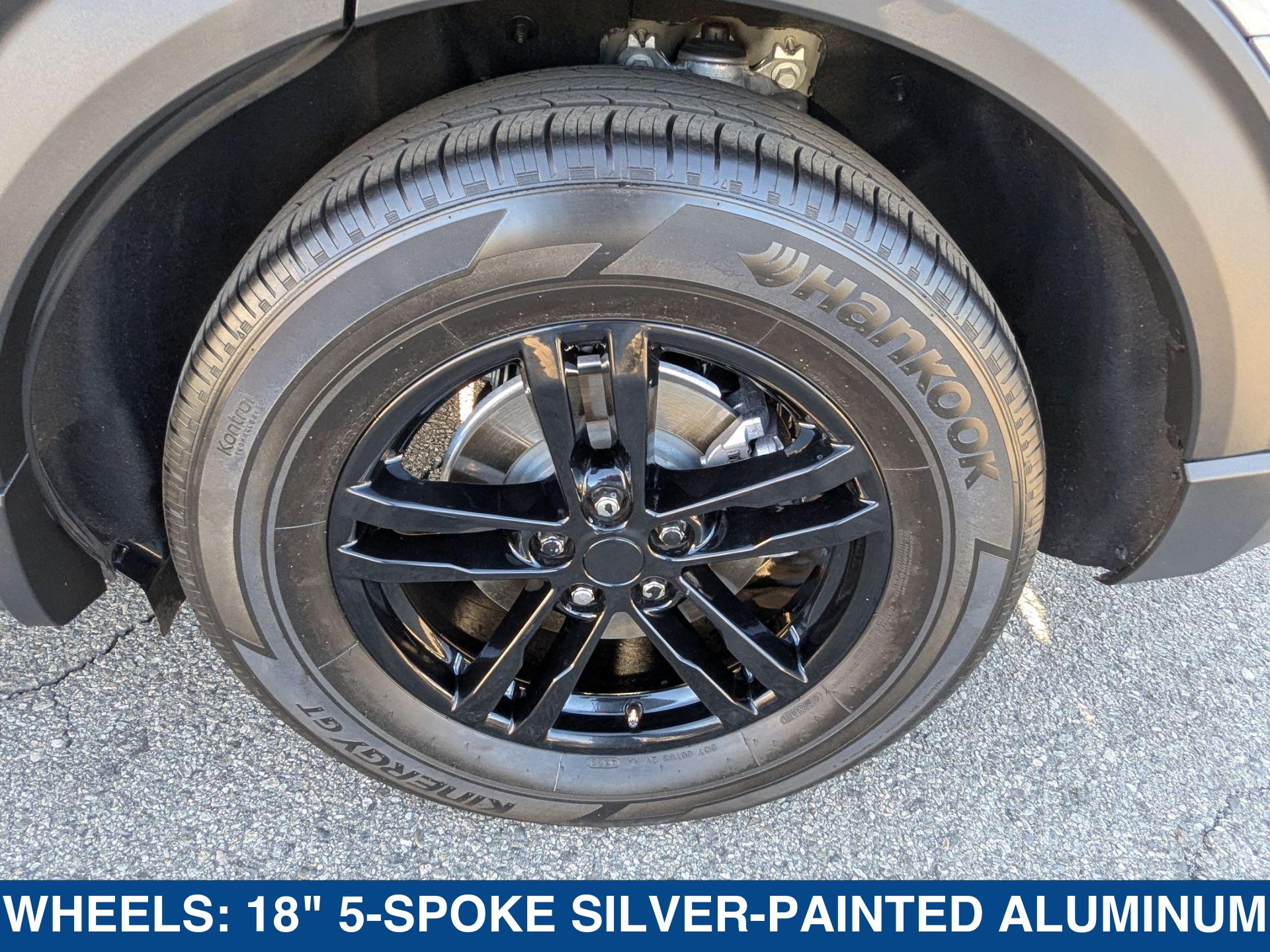 2023 Ford Explorer XLT photo 4