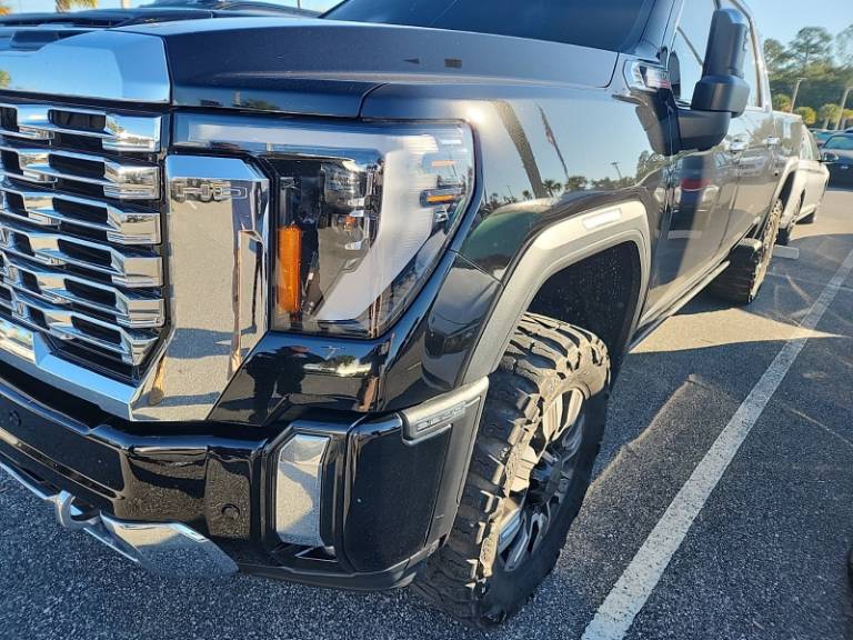 2024 GMC Sierra 2500HD Denali