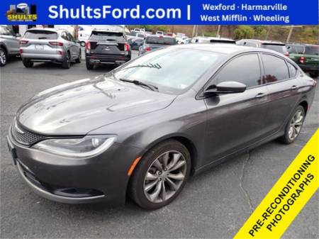 2016 Chrysler 200 S