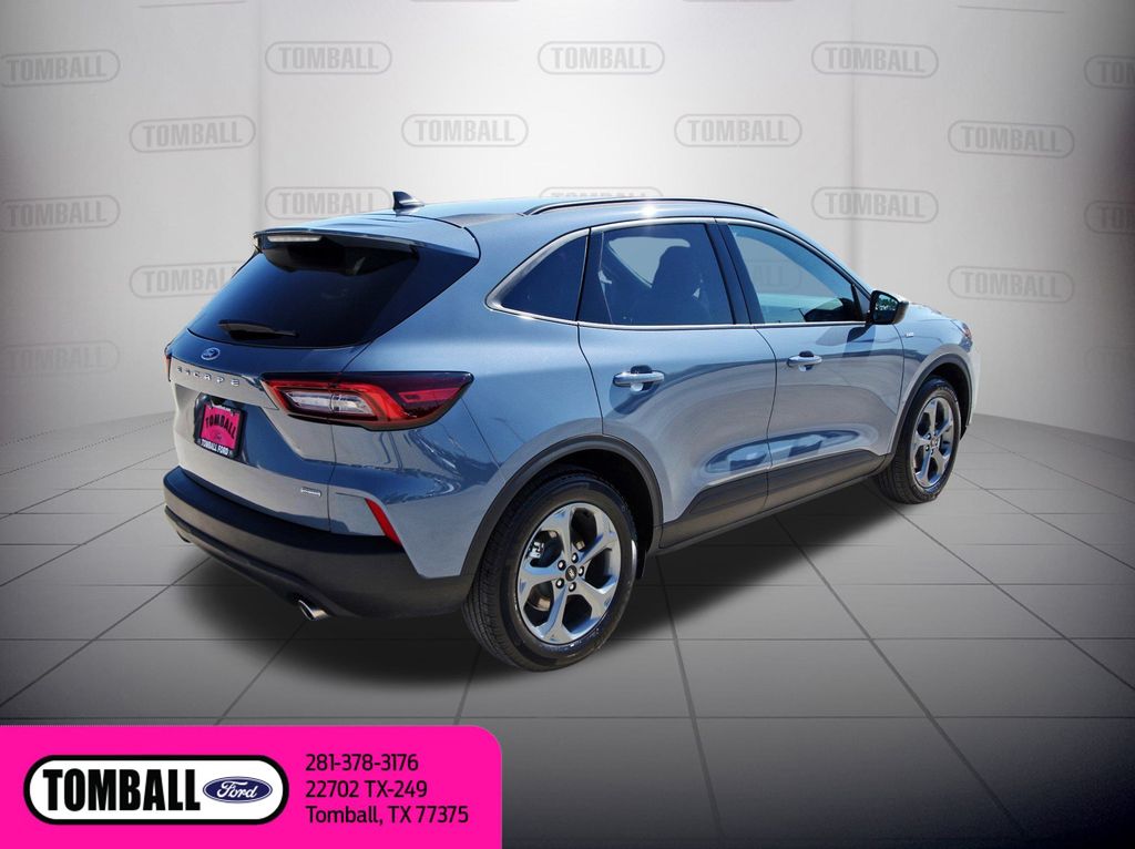 2025 Ford Escape ST-Line photo 3