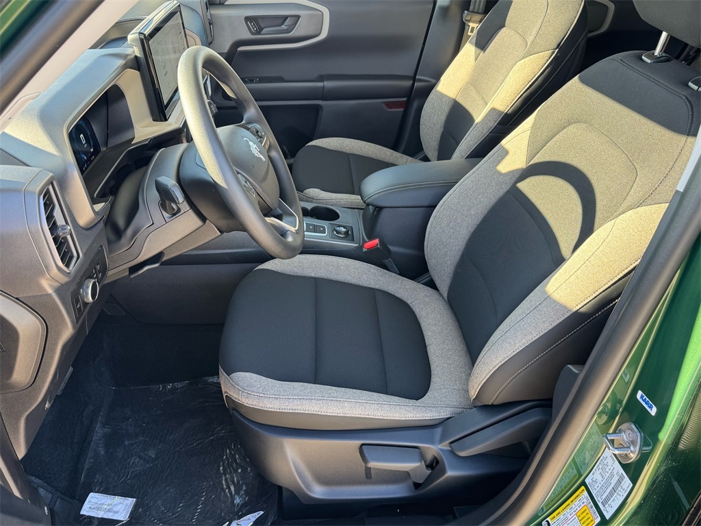 2025 Ford Bronco Sport Big Bend photo 2