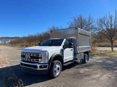 2024 Ford F-550SD XL