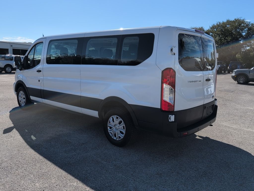 2023 Ford Transit photo 4