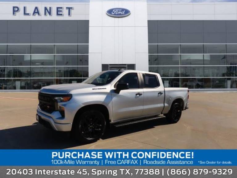 2022 Chevrolet Silverado 1500 2WD Crew Cab 147 Custom