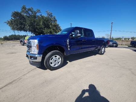 2026 Ford Super Duty F-350 SRW XLT