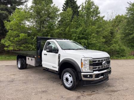2024 Ford F-550SD XL