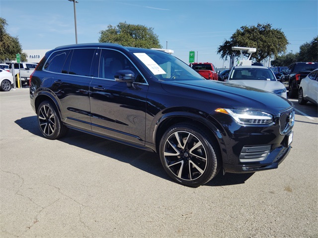Used 2022 Volvo XC90 T6 Momentum