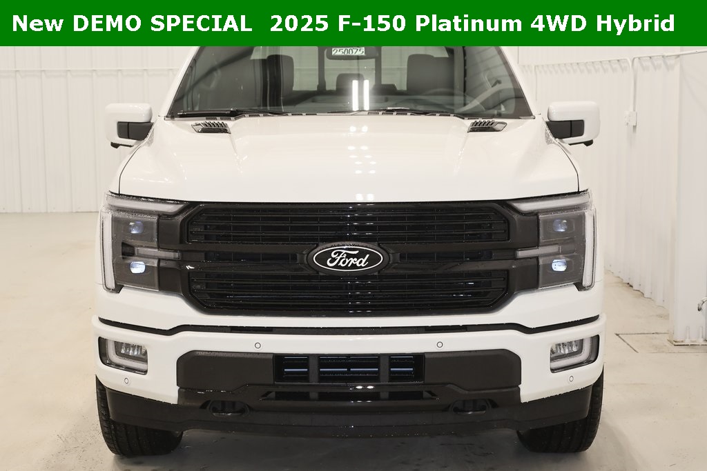 2025 Ford F-150 Platinum photo 3