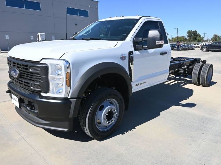 2026 Ford Super Duty F-550 DRW XL