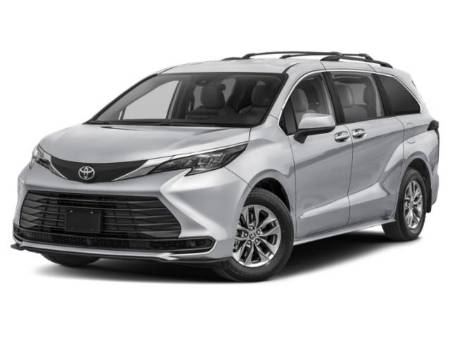 2025 Toyota Sienna LE
