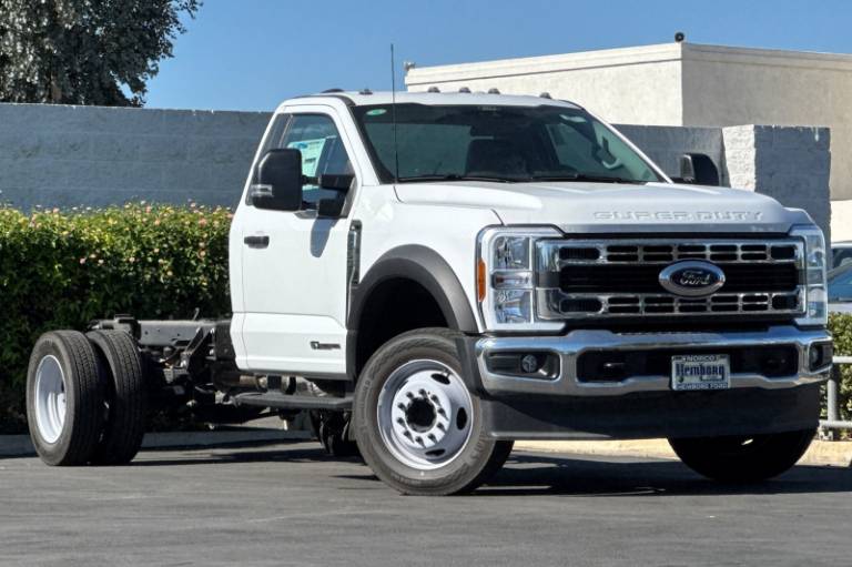 2024 Ford Super Duty F-550 DRW XL