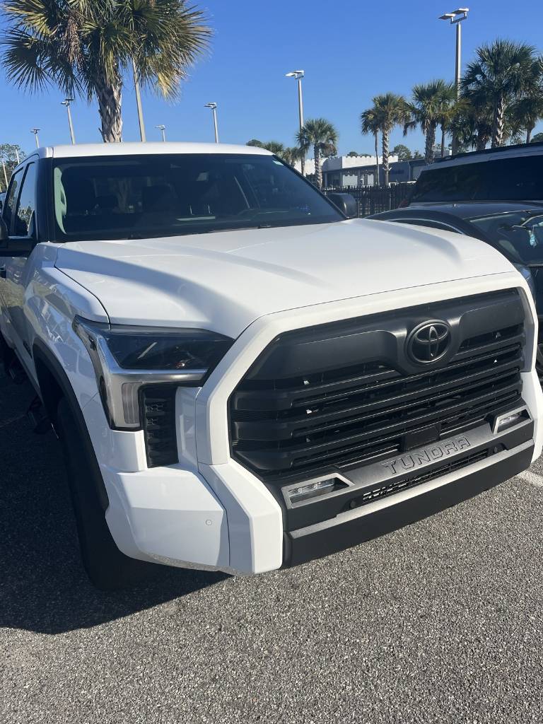 2024 Toyota Tundra SR5