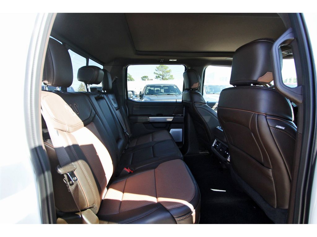 2026 Ford F-250 photo 3