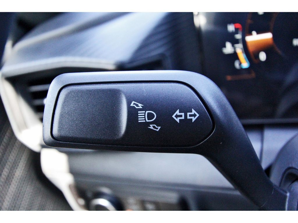 2025 Ford Mustang photo 4