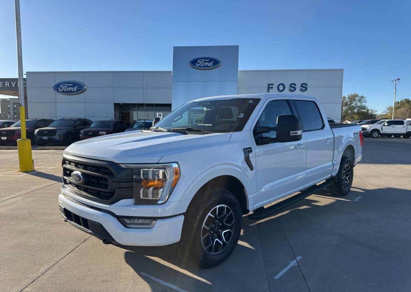 2023 Ford F-150 XLT's photo