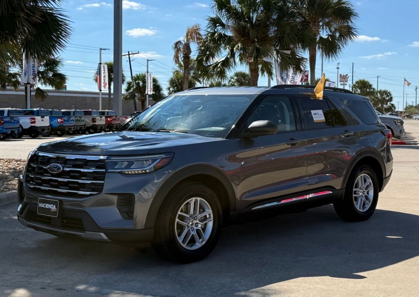 2025 Ford Explorer Active's photo