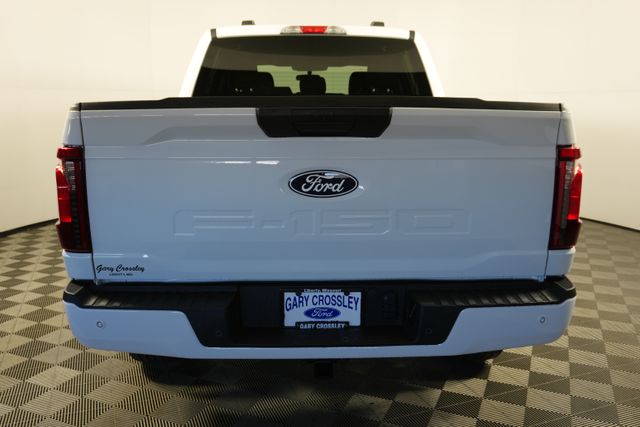 2025 Ford F-150 STX photo 4