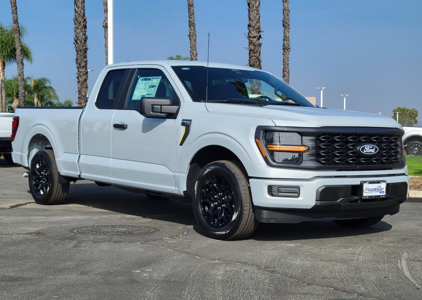 2025 Ford F-150 STX's photo