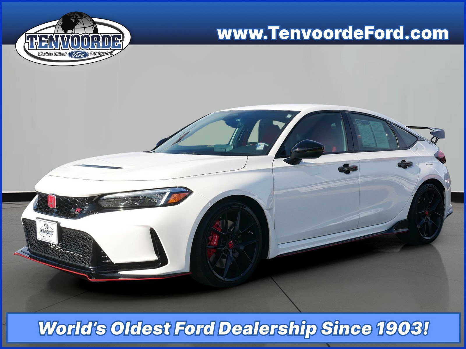 2025 Honda Civic Hatchback Type-R's photo