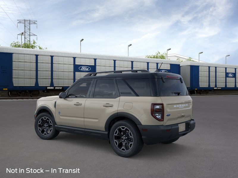 2025 Ford Bronco Outer Banks photo 4