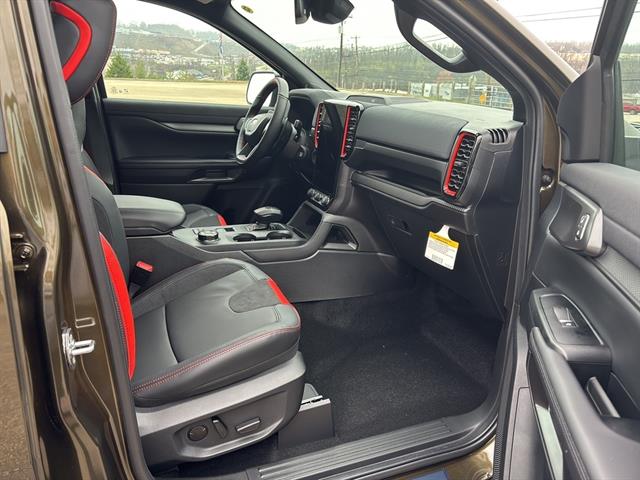 2025 Ford Ranger Raptor photo 2